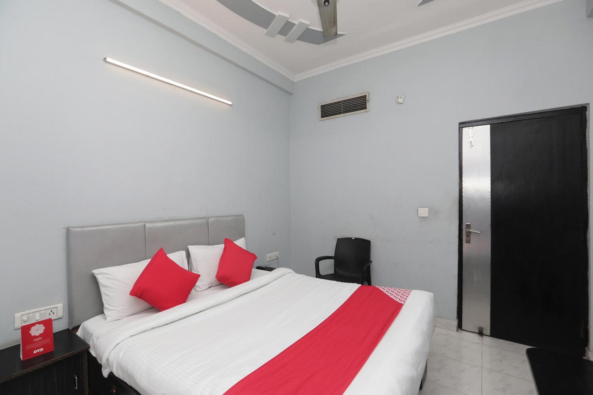 Super Hotel O Athithi Газиабад Экстерьер фото