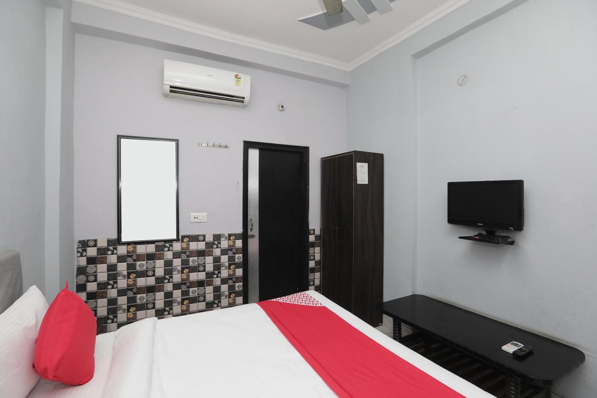 Super Hotel O Athithi Газиабад Экстерьер фото